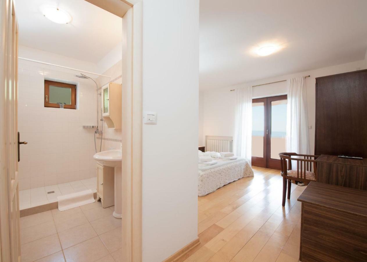 Vila Harmonia Opatija Exteriör bild